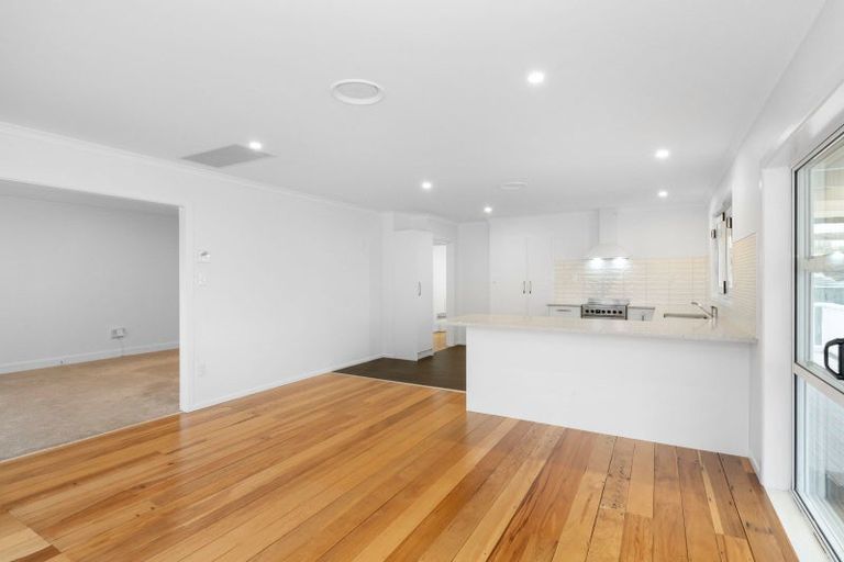 Photo of property in 13 Bowen Street, Levin, 5510