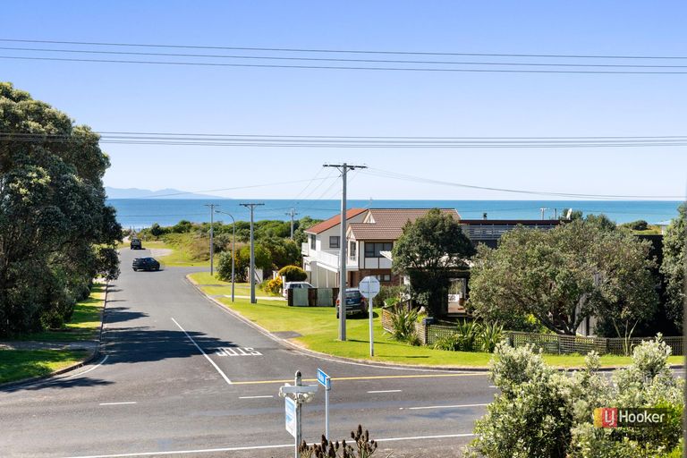 Photo of property in 170 Seaforth Road, Waihi Beach, 3611