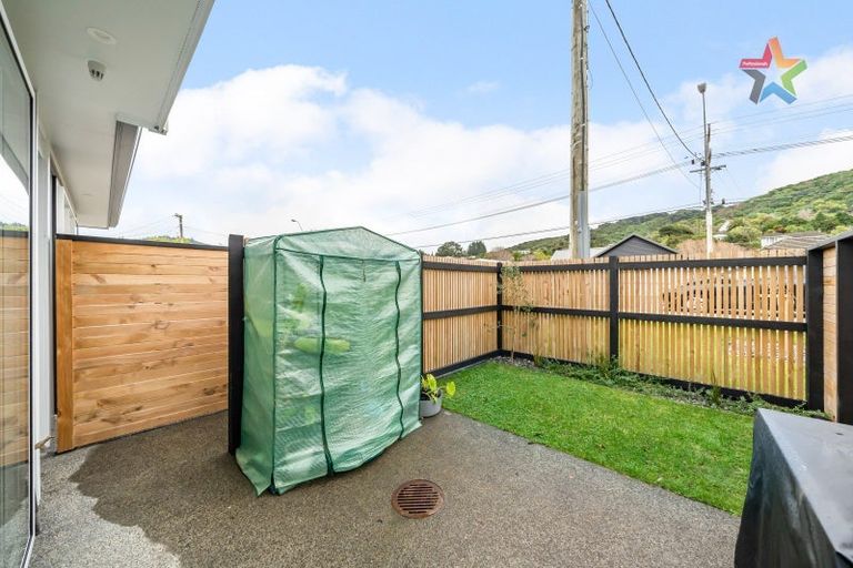 Photo of property in 3/41 Main Road, Wainuiomata, Lower Hutt, 5014
