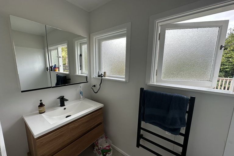 Photo of property in 14 Earp Street, Johnsonville, Wellington, 6037