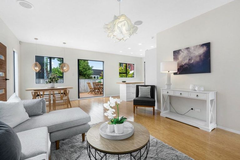 Photo of property in 53 Cluny Road, Plimmerton, Porirua, 5026