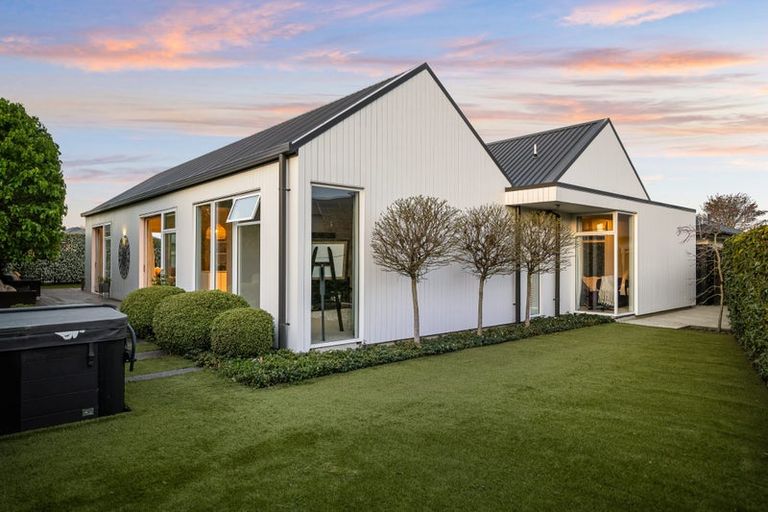 Photo of property in 7 Sheehan Street, Halswell, Christchurch, 8025