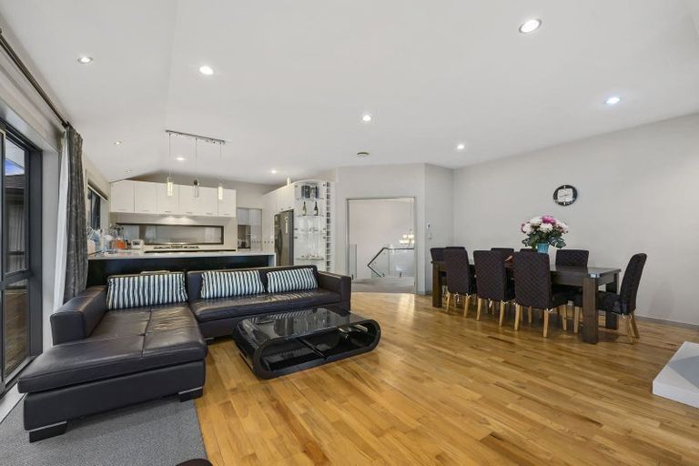 Photo of property in 31 Kilkelly Avenue, Pinehill, Auckland, 0632