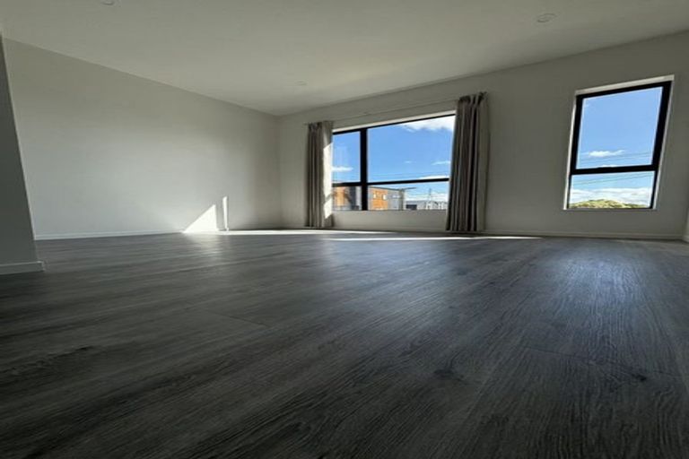 Photo of property in 5/39 Dale Crescent, Pakuranga, Auckland, 2010