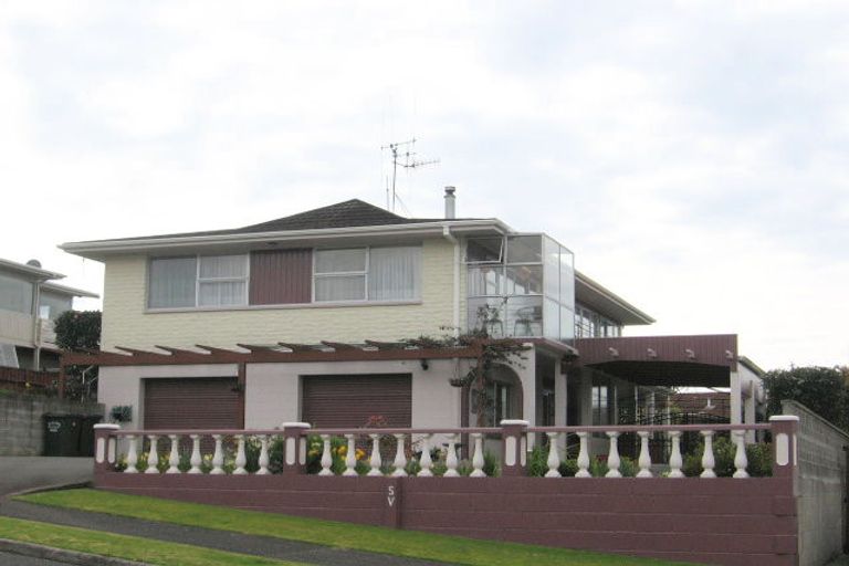 Photo of property in 46 Whitaker Street, Otumoetai, Tauranga, 3110