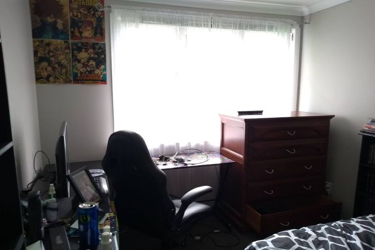 Photo of property in 2 Mahoe Street, Levin, 5510