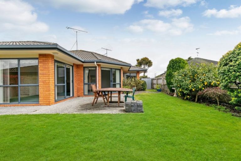 Photo of property in 24 Eastside Drive, Pukekohe, 2120
