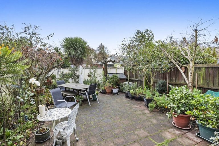 Photo of property in 3/126 Idris Road, Strowan, Christchurch, 8052