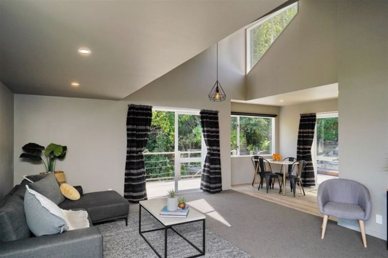 Photo of property in 54 Voelas Road, Lyttelton, 8082