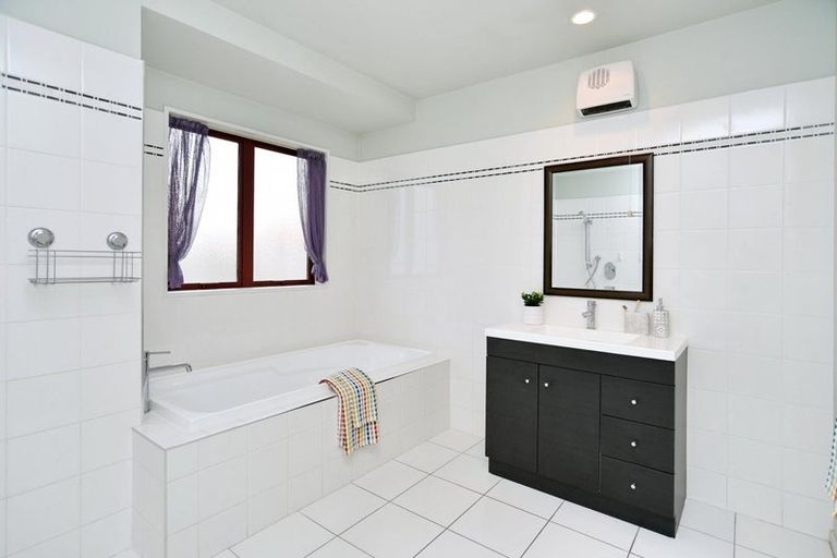 Photo of property in 46 Rushmore Drive, Belfast, Christchurch, 8051