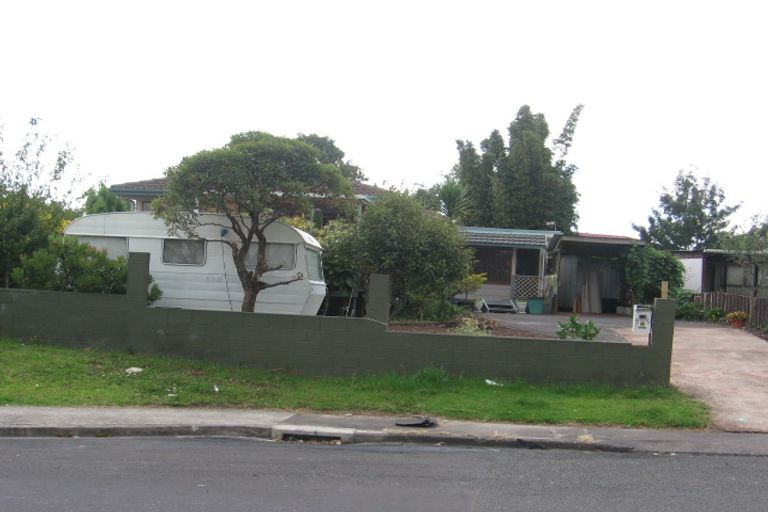 Photo of property in 29 Kelman Road, Kelston, Auckland, 0602