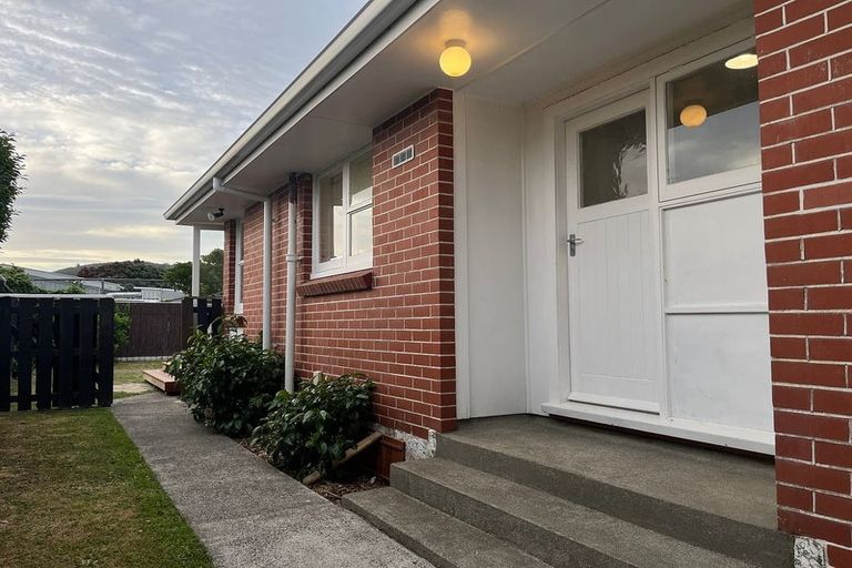 Photo of property in 83 Wai-iti Crescent, Woburn, Lower Hutt, 5010