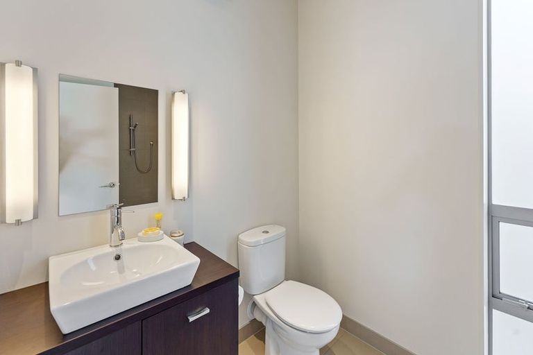 Photo of property in 40 Raukawa Road, Peka Peka, Waikanae, 5391