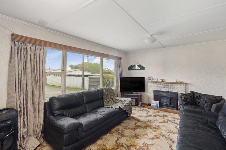 Photo of property in 46b Cowling Road, Hurdon, New Plymouth, 4310