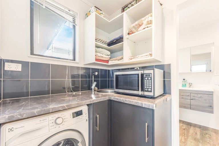 Photo of property in 2/5 Roto Street, Tahunanui, Nelson, 7011