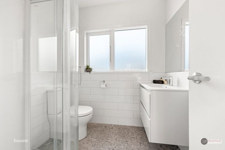 Photo of property in 39a Riddlers Crescent, Petone, Lower Hutt, 5012