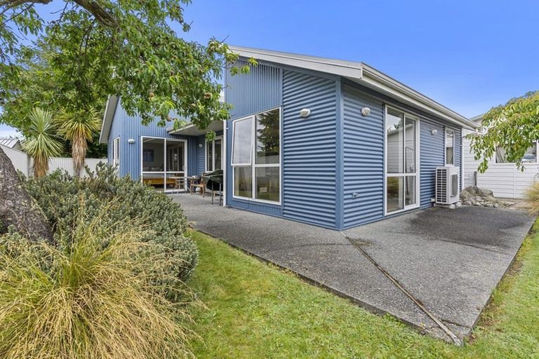 Photo of property in 25 Omahau Crescent, Twizel, 7901