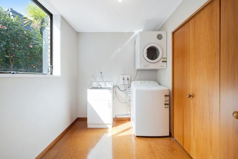 Photo of property in 12 Dayspring Way, Pakuranga, Auckland, 2010
