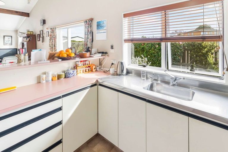 Photo of property in 1a Mcdonald Place, Marton, 4710