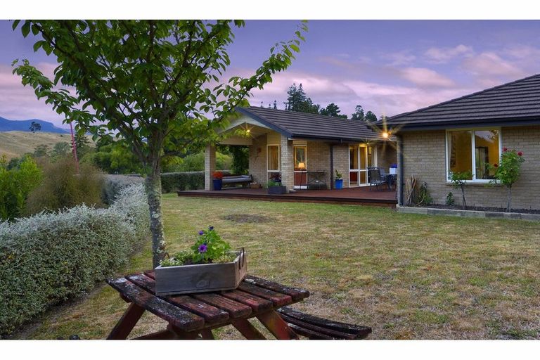 Photo of property in 6 Gossey Drive, Wakefield, 7025