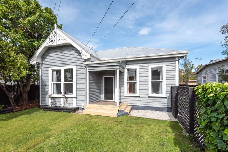 Photo of property in 485 Barbadoes Street, Edgeware, Christchurch, 8013