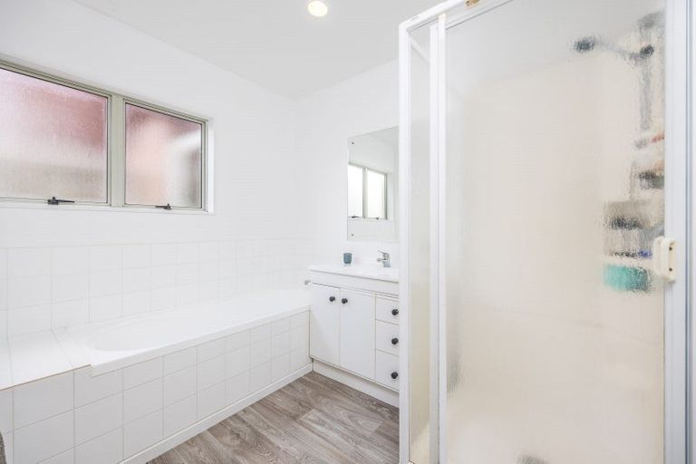 Photo of property in 59 The Grove, Red Beach, 0932