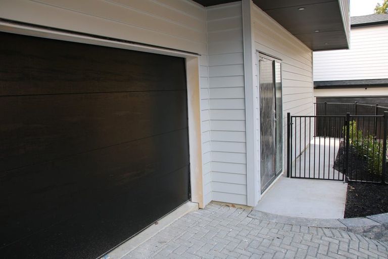 Photo of property in 55d Simpson Road, Ranui, Auckland, 0612