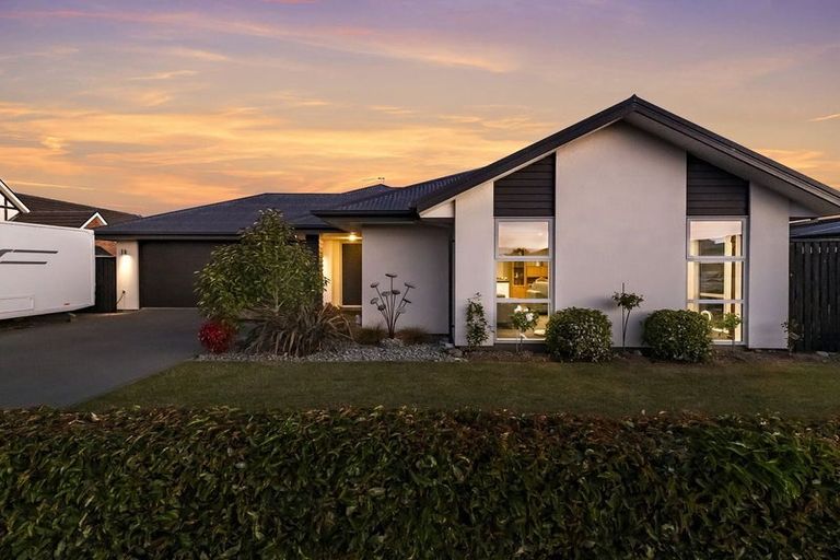 Photo of property in 56 Lewis Crescent, Rolleston, 7614