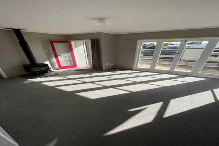 Photo of property in 42 Morris Road, Hillcrest, Hamilton, 3216