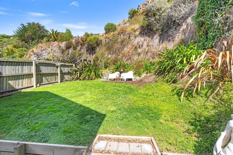 Photo of property in 2/80 Mccormacks Bay Road, Mount Pleasant, Christchurch, 8081