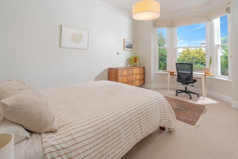 Photo of property in 33 Owen Street, Newtown, Wellington, 6021