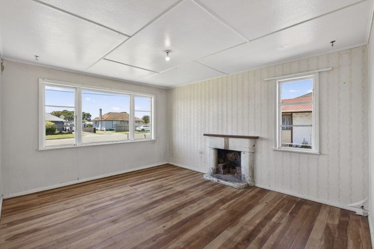 Photo of property in 89 Cracroft Street, Waitara, 4320