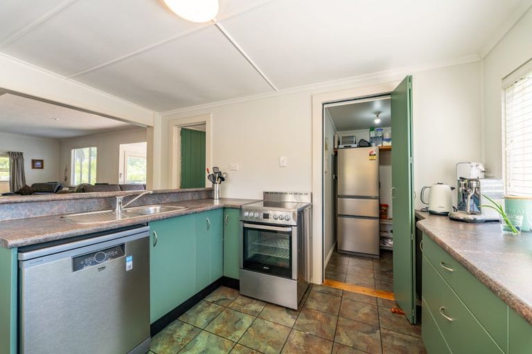 Photo of property in 8 London Street, Hampden, 9410