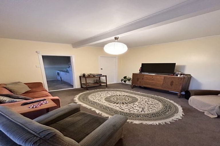 Photo of property in 96 Nairn Street, Mount Cook, Wellington, 6011