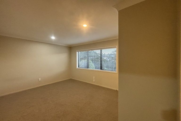 Photo of property in 208 Kyle Road, Greenhithe, Auckland, 0632