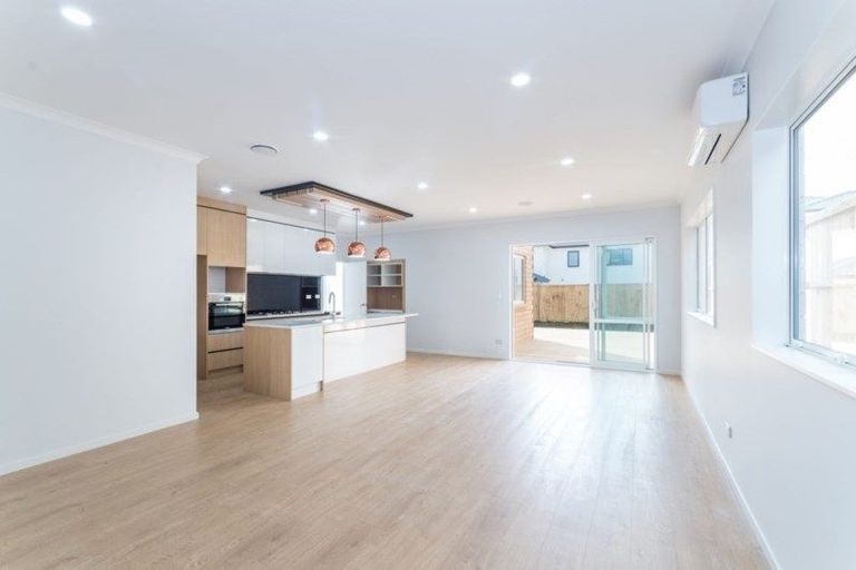 Photo of property in 40 Tinaku Road, Flat Bush, Auckland, 2019