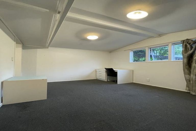 Photo of property in 221/19 Downing Street, Glenfield, Auckland, 0629