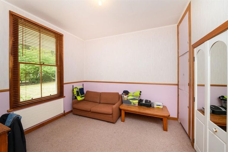 Photo of property in 512a Parewanui Road, Bulls, 4894