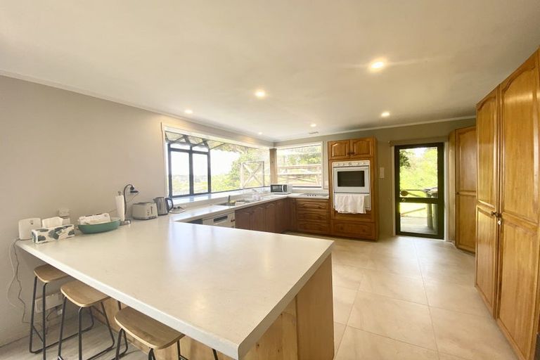 Photo of property in 40 Kewa Road, Albany Heights, Auckland, 0632