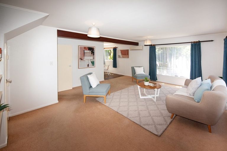 Photo of property in 81a Churton Drive, Churton Park, Wellington, 6037