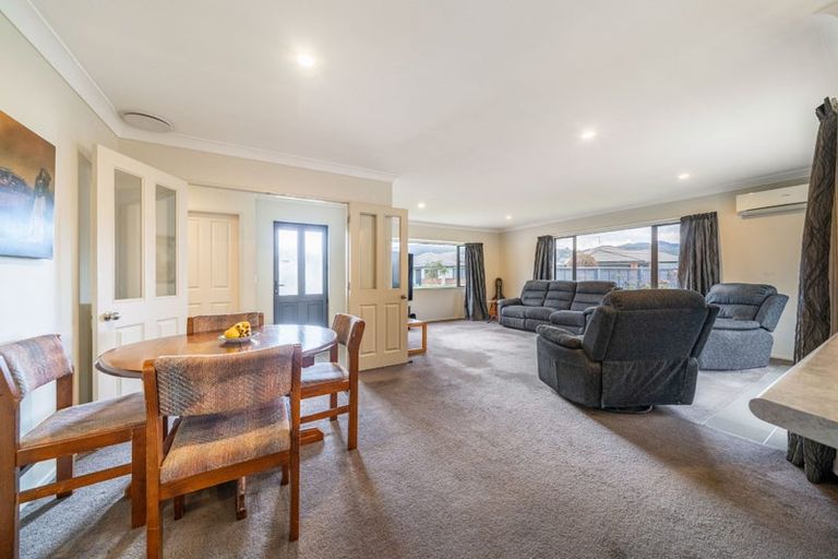 Photo of property in 13 Talbot Grove, Trentham, Upper Hutt, 5018