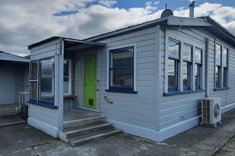 Photo of property in 32 Augustine Street, Waimate, 7924