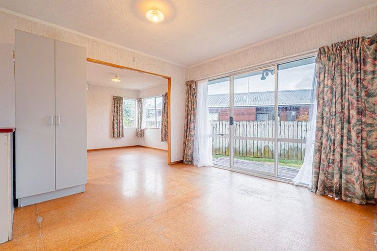 Photo of property in 19 Carnoustie Drive, Wattle Downs, Auckland, 2103