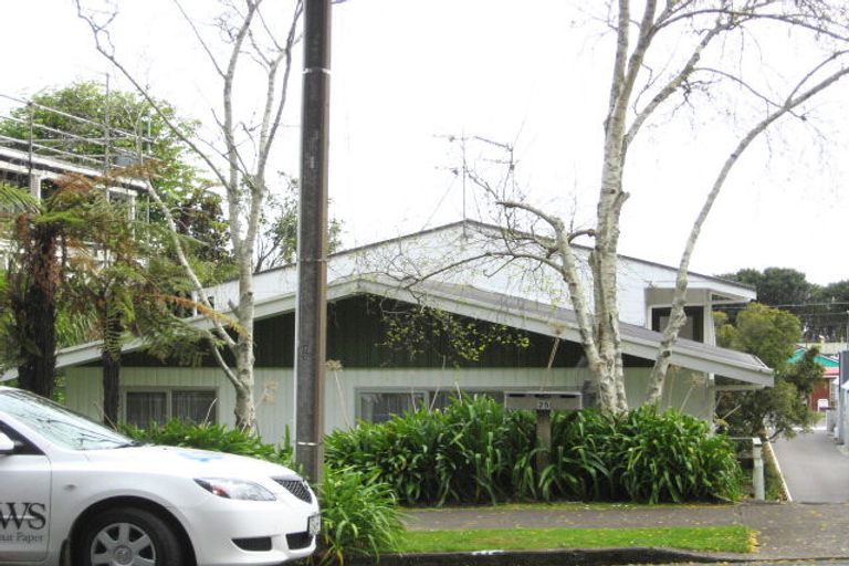 Photo of property in 25 Fillis Street, New Plymouth, 4310