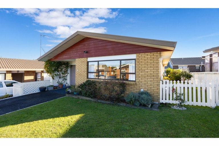 Photo of property in 5/116 Titirangi Road, New Lynn, Auckland, 0600