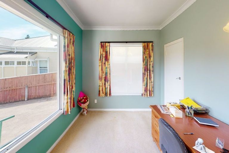 Photo of property in 50 Great North Road, Saint Johns Hill, Whanganui, 4500