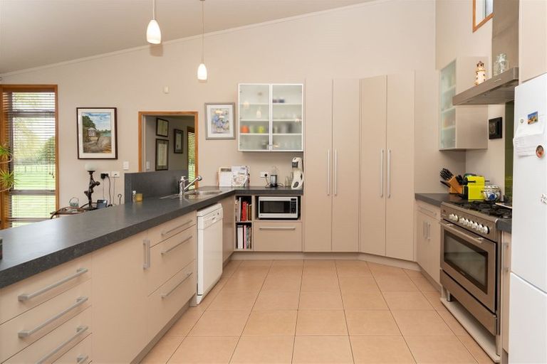 Photo of property in 203 Discombe Road, Tamahere, Hamilton, 3283