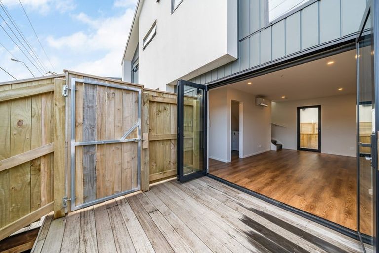 Photo of property in 2/26 Fitzherbert Road, Wainuiomata, Lower Hutt, 5014