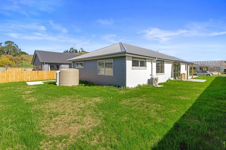 Photo of property in 4 Guy King Place, Huntly, 3700