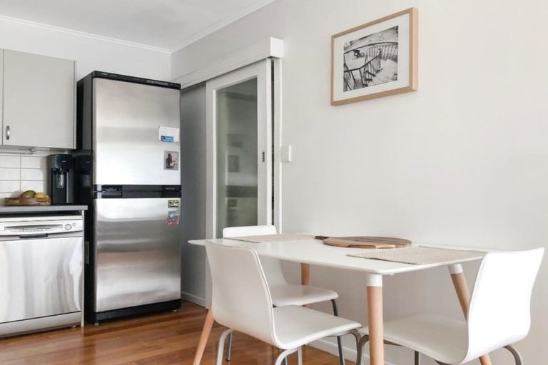 Photo of property in 3/8 Park Avenue, Takapuna, Auckland, 0622